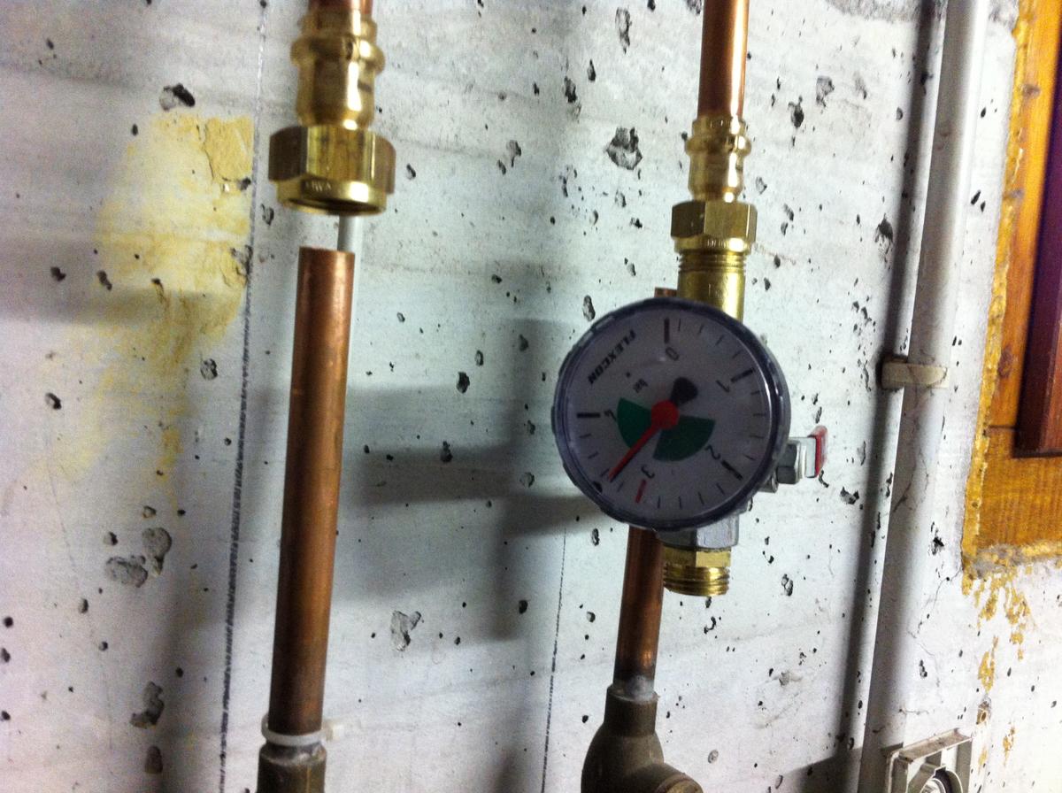 ESSAI SOUS PRESSION AVANT INTERVENTION | Tubeprotec - DE/CH Lecksuche (Ortung) und Reparatur Sausheim